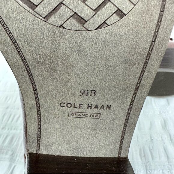 NWOT Cole Haan Gia Booties- Size 9.5 - Picture 10 of 13